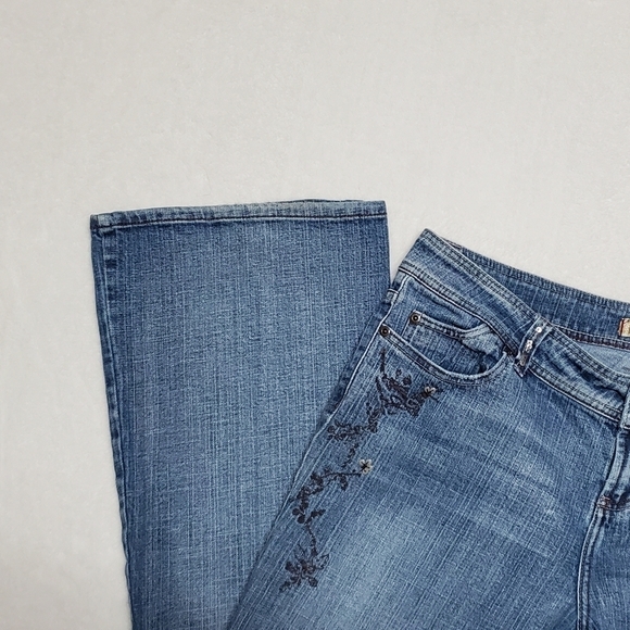 Vintage 90s LEI boho sequin floral embroidered low rise stretchy flared jeans 17 - Picture 6 of 14